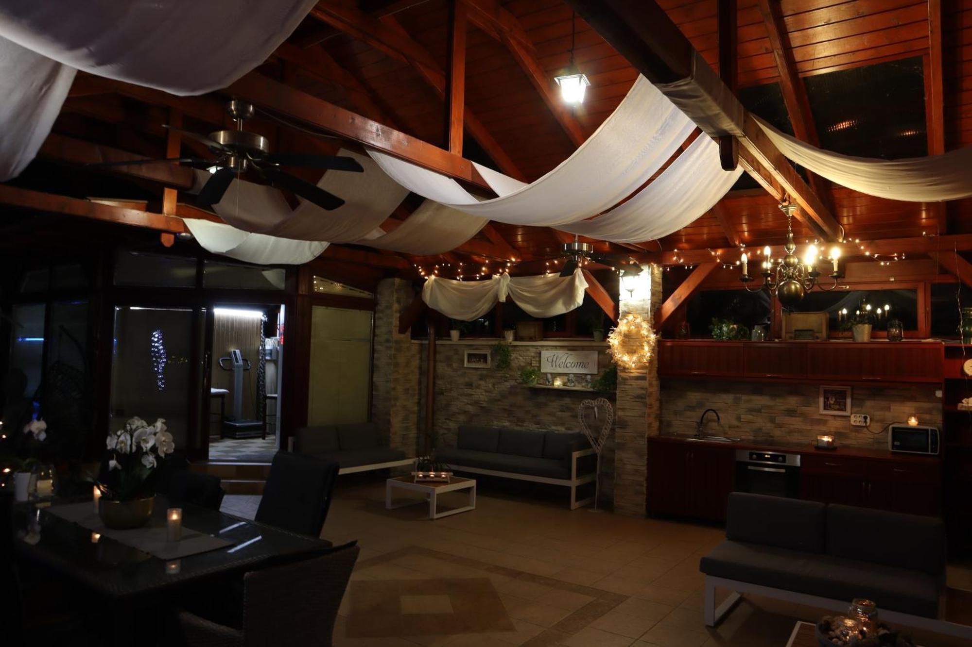 Barackos Wellness Villa Fot Extérieur photo